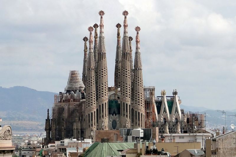 Best Time to Visit Barcelona: A Month-by-Month Guide